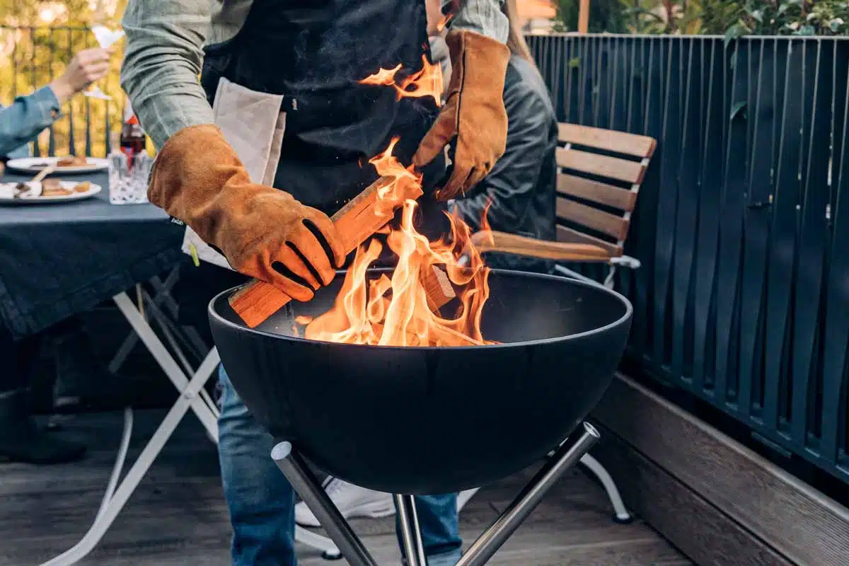 Höfats BOWL 57 Feuerschale mit Dreibein – Bild 3