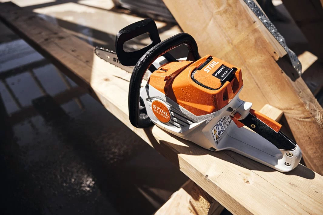 Stihl Akku-Motorsäge MSA 200 C-B 35cm – Bild 2