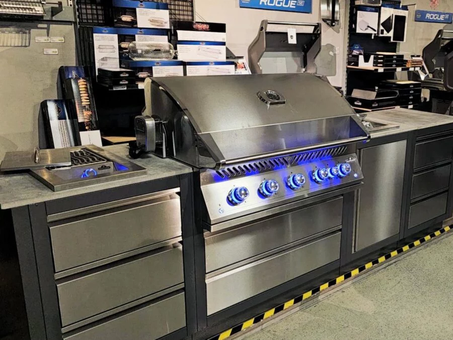 Napoleon Oasis Outdoorküche mit Gasgrill BIG 38