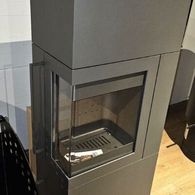 Hase Kaminofen Sendai Pro 135 silbergrau links